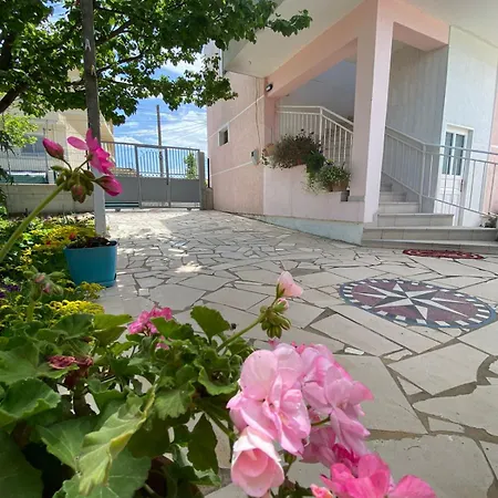 Kristel Guest house *